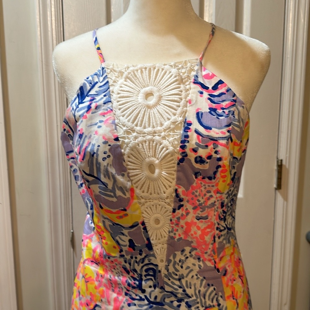 Lily Pulitzer adorable print dress size 2 never worn.